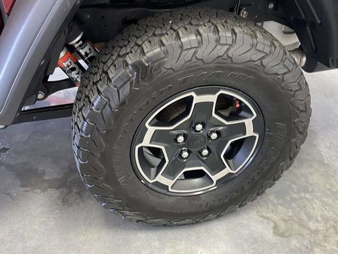 Used 2021 Jeep Gladiator Mojave AWD/4WD image 13