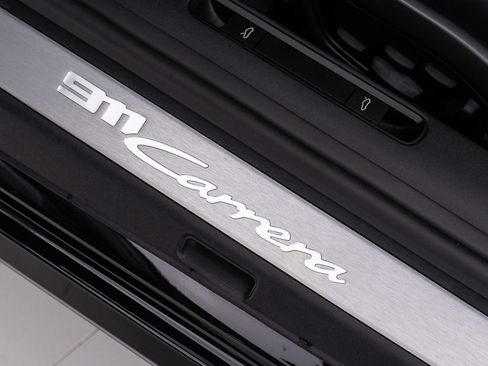 Used 2025 Porsche 911 Carrera RWD image 21