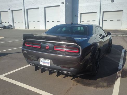 Used 2020 Dodge Challenger R/T Scat Pack RWD image 9