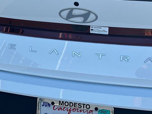 Used 2025 Hyundai Elantra Sport FWD image 24
