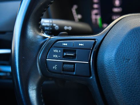 Used 2023 Honda Accord Sport image 32