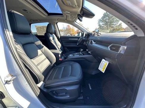 New 2025 MAZDA CX-5 AWD 2.5 S w/ Preferred Package image 29