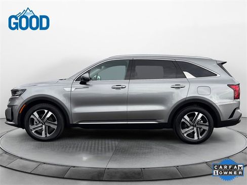 Used 2023 Kia Sorento EX image 2