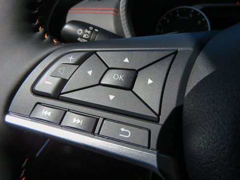 New 2025 Nissan Sentra SR image 21