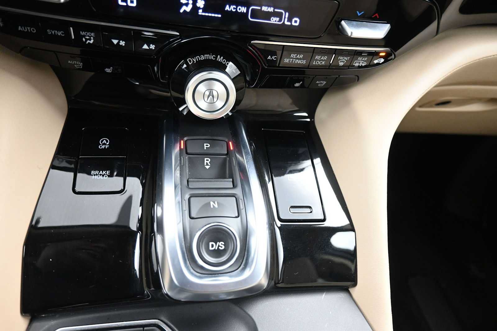 Certified 2024 Acura MDX w/ Technology Package AWD/4WD image 16