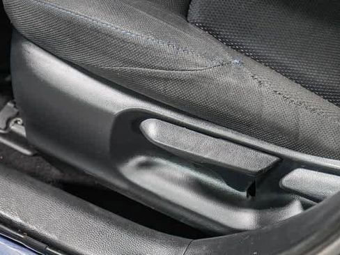 Certified 2020 Toyota Corolla SE image 24