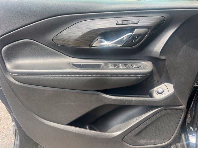 Used 2024 GMC Terrain SLT w/ Tech Package AWD/4WD image 19