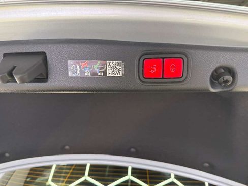 Used 2023 Mercedes-Benz E 350 Sedan image 44