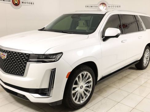 Used 2022 Cadillac Escalade ESV Premium Luxury w/ Performance Package image 5