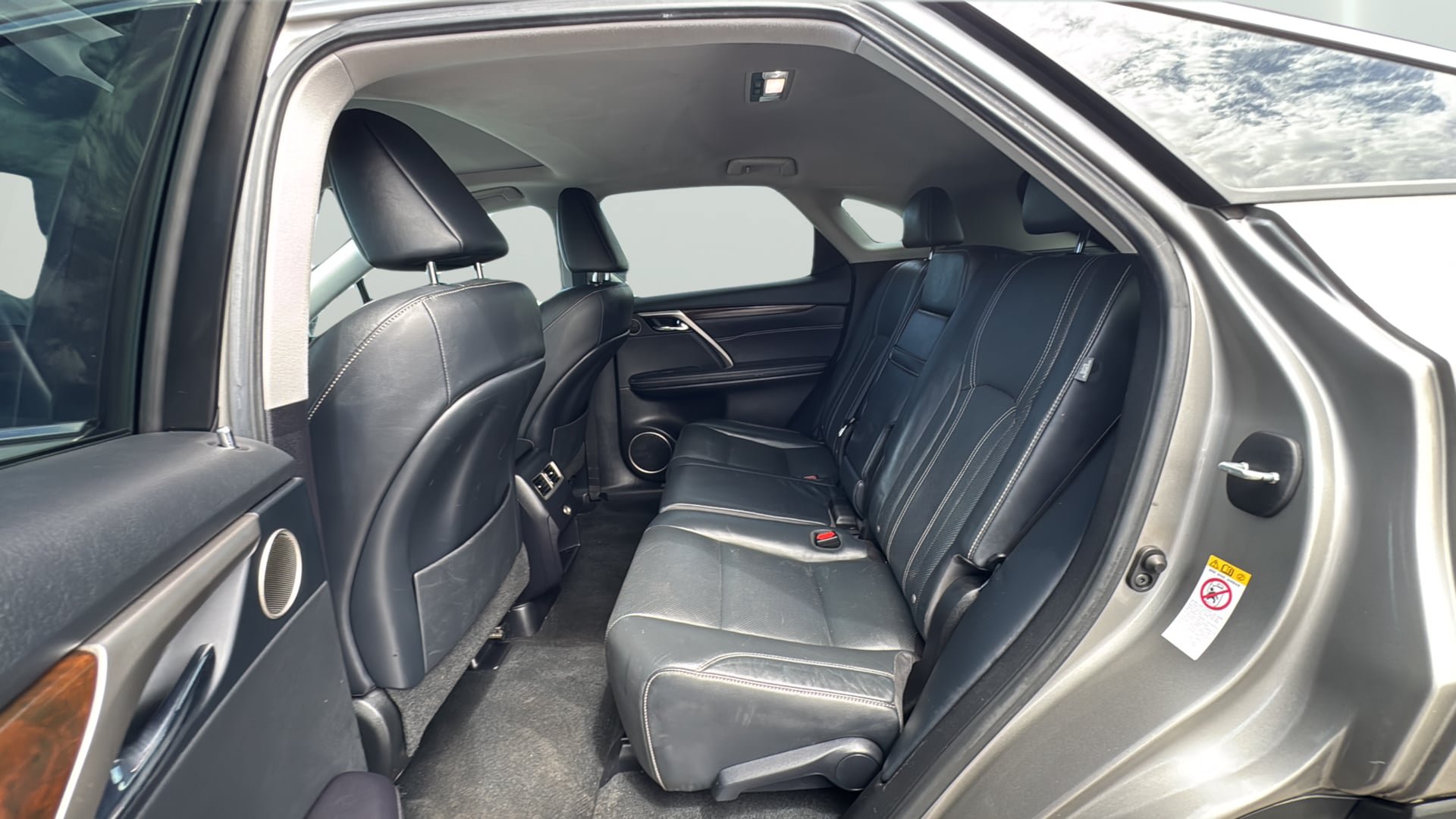 Used 2017 Lexus RX 350 FWD w/ Premium Package image 33