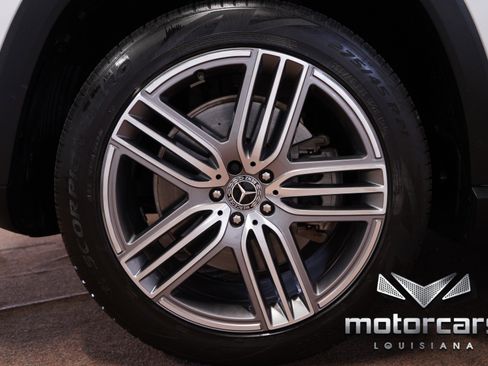 Used 2021 Mercedes-Benz GLS 450 4MATIC image 19