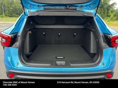 New 2026 Chevrolet Trax RS w/ Sunroof Package FWD image 28