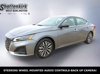 Used 2024 Nissan Altima 2.5 SV video 1