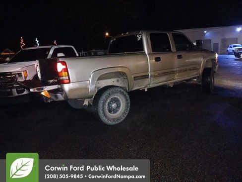 Used 2001 Chevrolet Silverado 1500 LT w/ Off-Road Skid Plate Pkg image 2