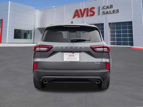 Used 2025 Ford Escape ST-Line image 5