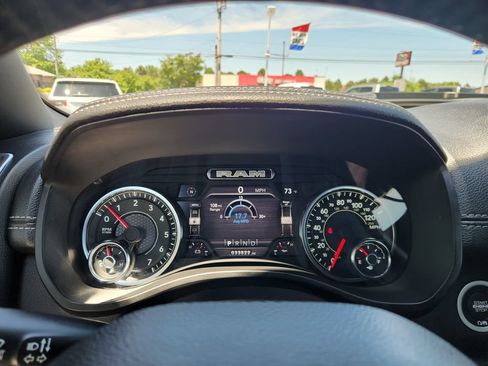 Used 2023 RAM 1500 Laramie AWD/4WD image 30