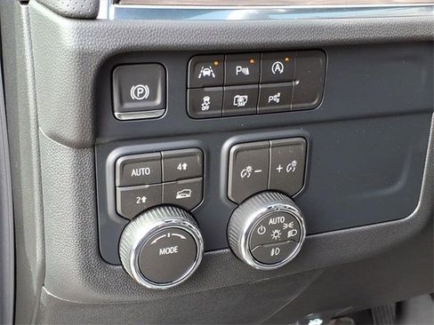 New 2026 Chevrolet Tahoe Premier image 18