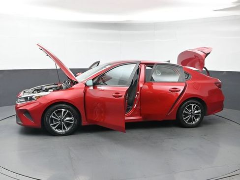 Used 2022 Kia Forte LXS w/ LXS Technology Package FWD image 38