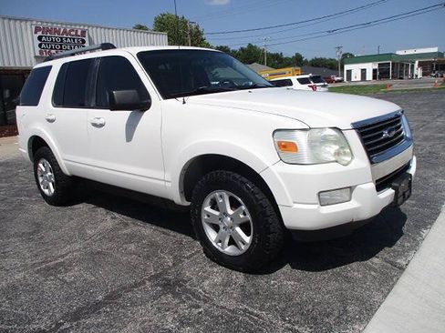 Used 2009 Ford Explorer XLT AWD/4WD image 10