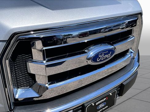 Used 2017 Ford F150 XLT w/ Equipment Group 301A Mid RWD image 30