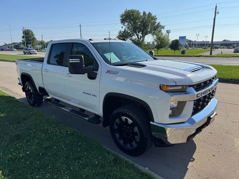 Used 2020 Chevrolet Silverado 2500 LT w/ All Star Edition image 7