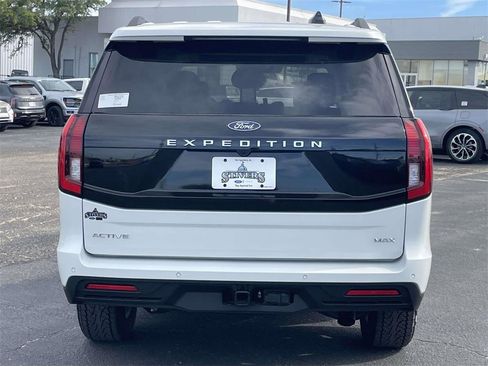 New 2025 Ford Expedition Max Active image 4