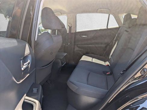 Used 2021 Toyota Venza LE w/ Carpet Mat Package (TMS) AWD/4WD image 17