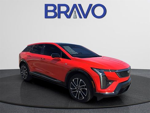 New 2025 Cadillac Optiq Sport 1 image 2