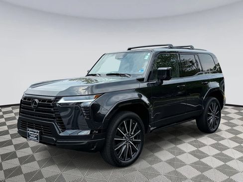 Used 2024 Lexus GX 550 AWD/4WD image 5