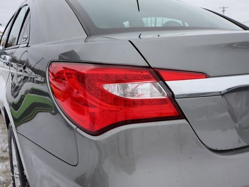 Used 2013 Chrysler 200 Limited image 26