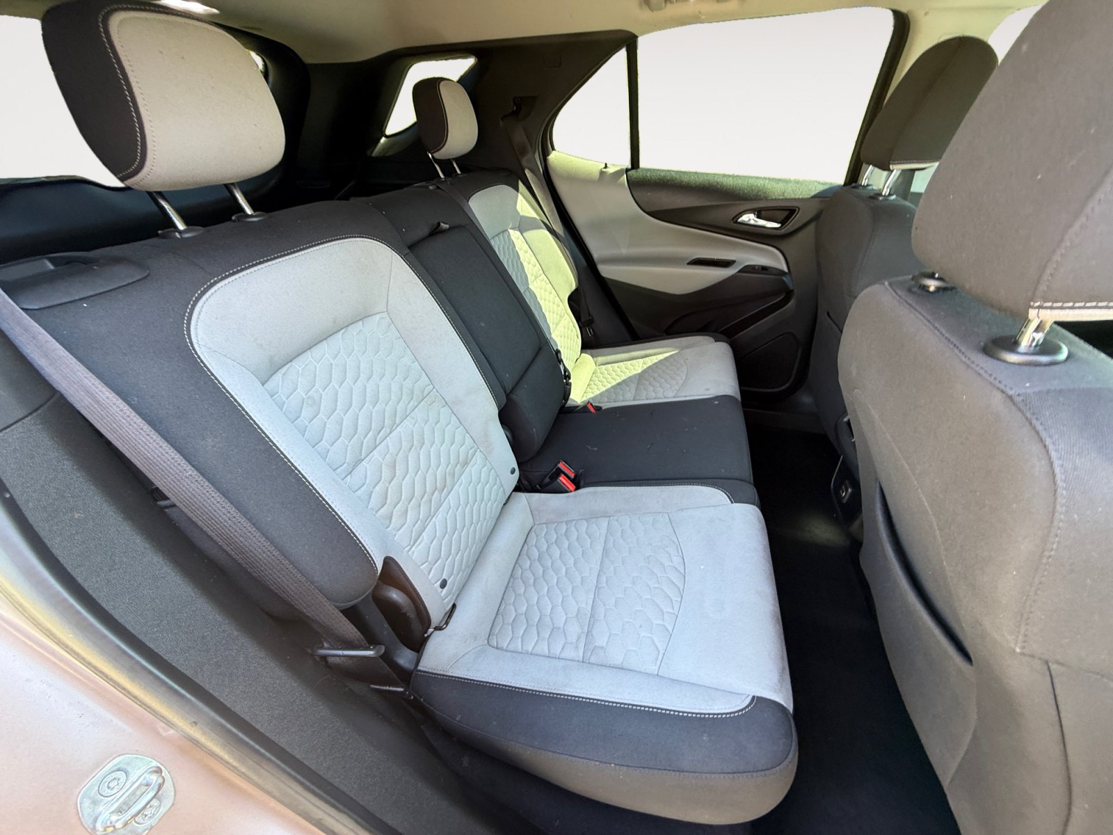 Used 2019 Chevrolet Equinox LS FWD image 18