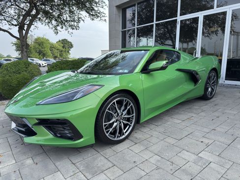 Used 2026 Chevrolet Corvette Stingray Preferred Cpe w/ 2LT RWD image 3