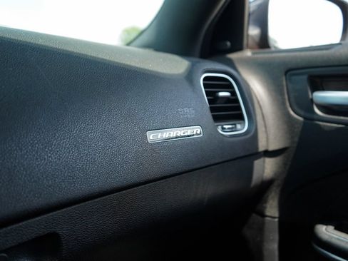 Used 2023 Dodge Charger SXT RWD image 27