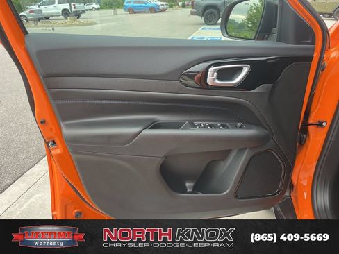 New 2026 Jeep Compass Latitude AWD/4WD image 5
