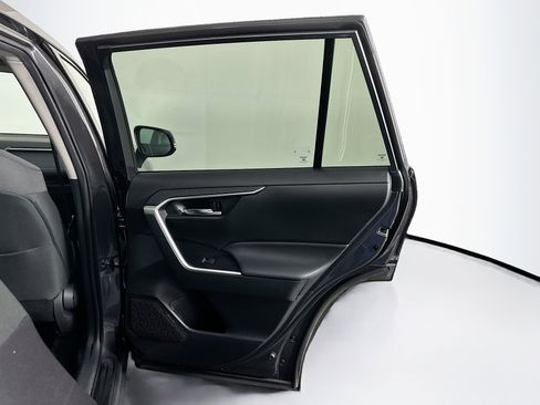 Used 2024 Toyota RAV4 XLE image 30