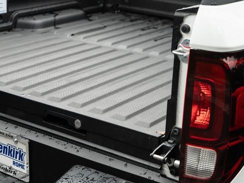 New 2026 Honda Ridgeline Black Edition image 12