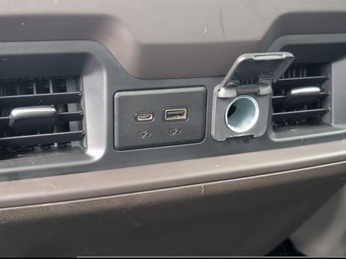 Used 2022 Chevrolet Silverado 1500 RST w/ Z71 Off-Road Package image 34