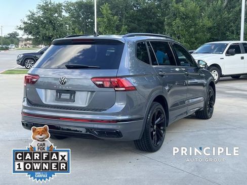 Certified 2023 Volkswagen Tiguan SE R-Line FWD image 11