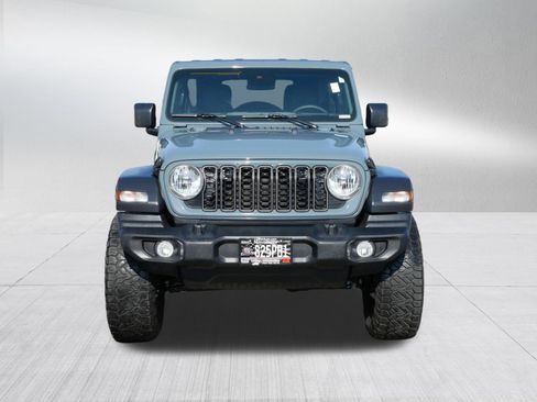 Used 2024 Jeep Wrangler Sport S image 2