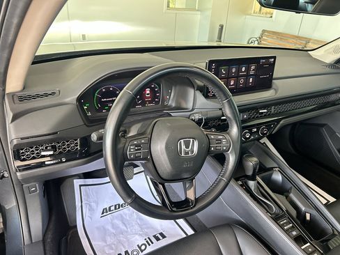 Used 2024 Honda Accord EX-L image 13