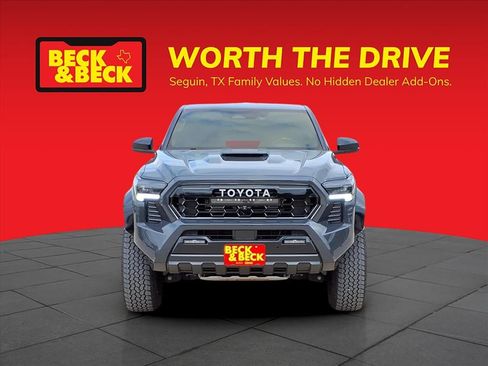 Used 2024 Toyota Tacoma TRD Pro image 2