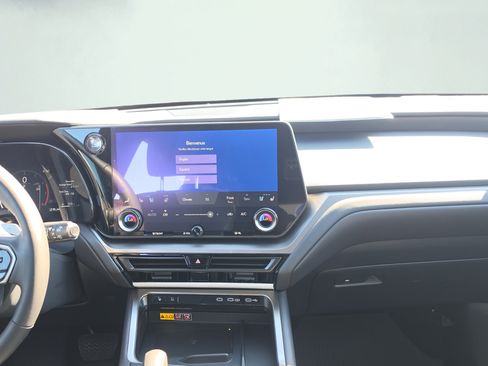 Used 2024 Lexus TX 350 AWD w/ Captains Chair Package image 10