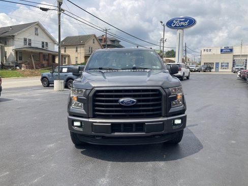 Used 2015 Ford F150 XLT w/ Equipment Group 301A Mid AWD/4WD image 4