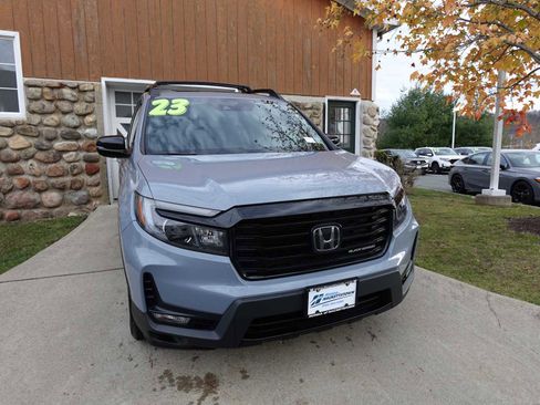 Certified 2023 Honda Ridgeline Black Edition image 3