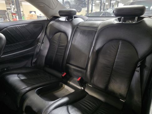 Used 2008 Mercedes-Benz CLK 350 Coupe image 16