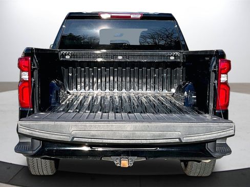 Used 2024 Chevrolet Silverado 1500 RST image 25