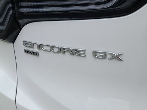 Used 2024 Buick Encore GX Avenir w/ Avenir Technology Package AWD/4WD image 30
