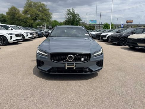 Certified 2024 Volvo V60 T8 Polestar image 9