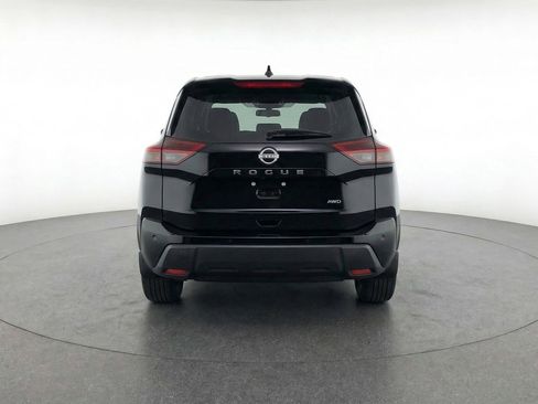 Used 2025 Nissan Rogue SV image 6