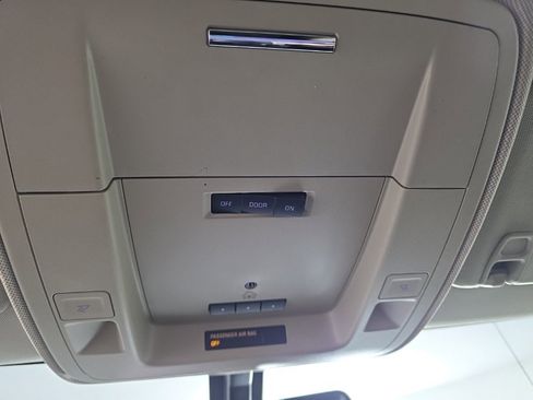 Used 2018 GMC Sierra 1500 SLT image 26